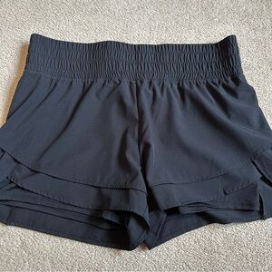 ACX balance layered flippy running shorts black sz Large